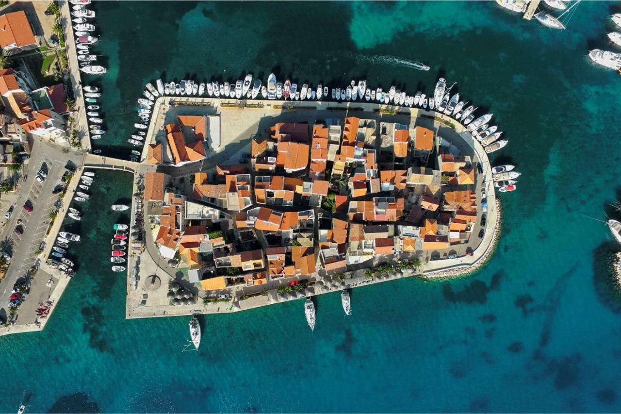 Apartments Nada Tribunj  Luaran gambar