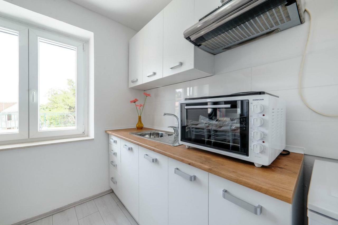 Apartments Nada Tribunj  Luaran gambar