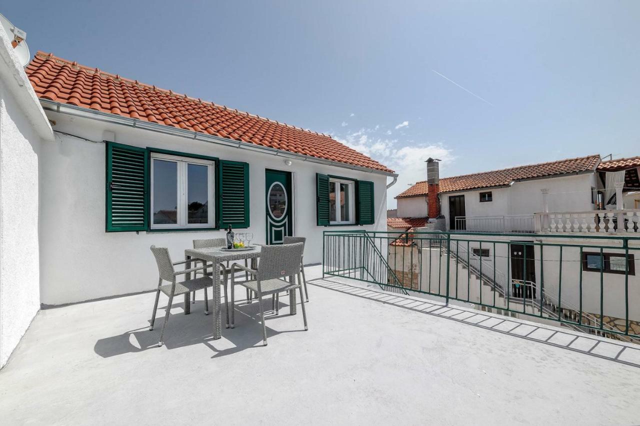 Apartments Nada Tribunj  Luaran gambar