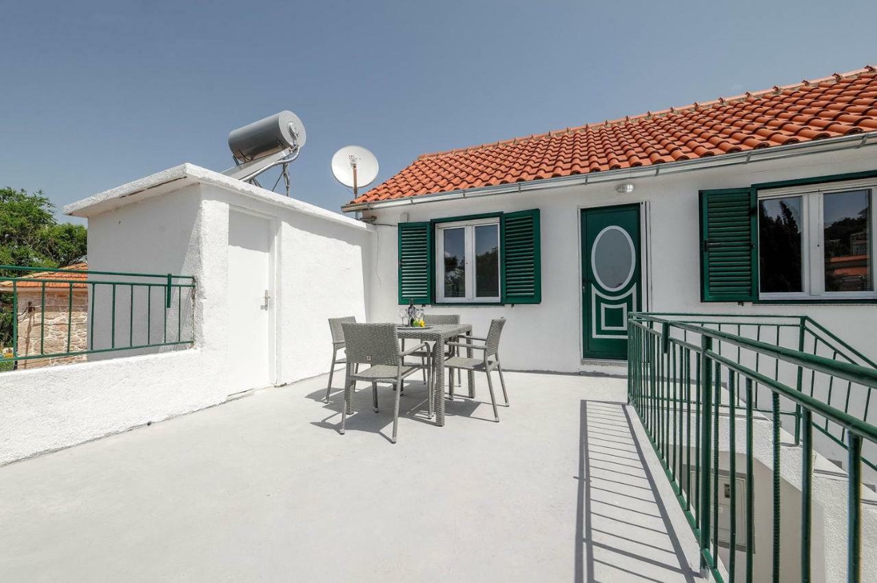 Apartments Nada Tribunj  Luaran gambar
