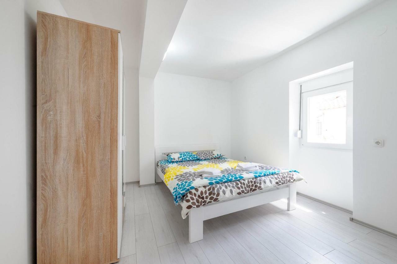 Apartments Nada Tribunj  Luaran gambar